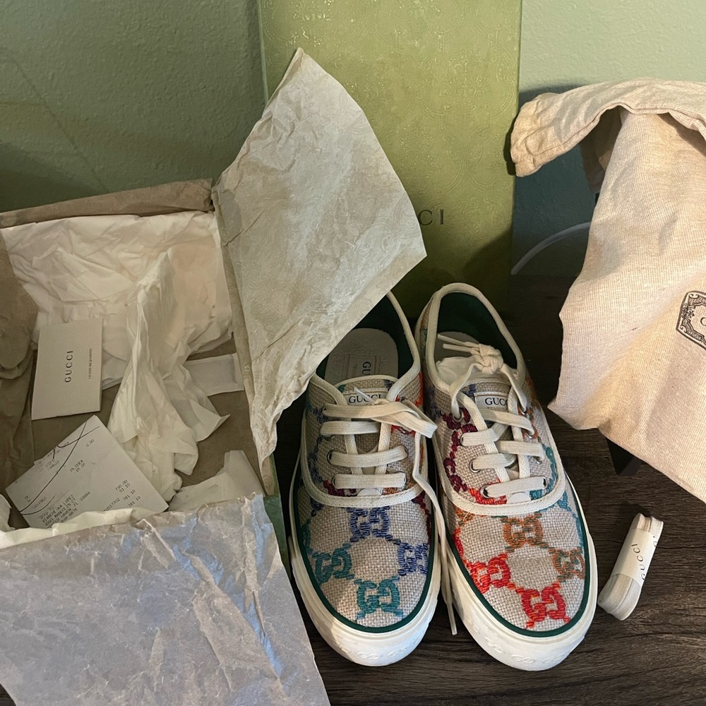 Gucci sneakers
